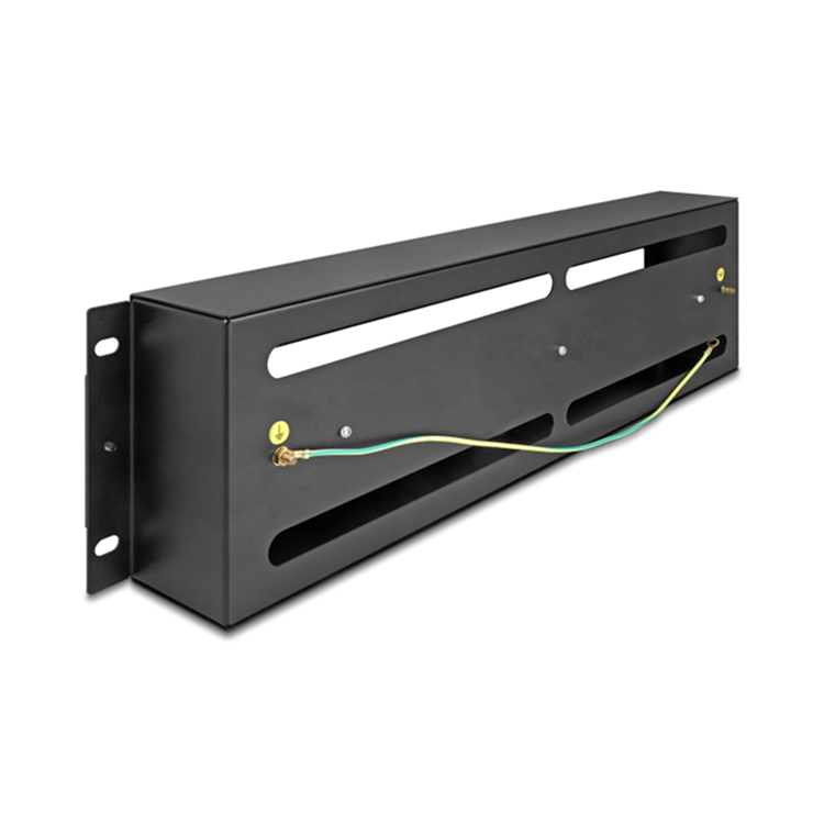 Bande de protection avec entrée de câble