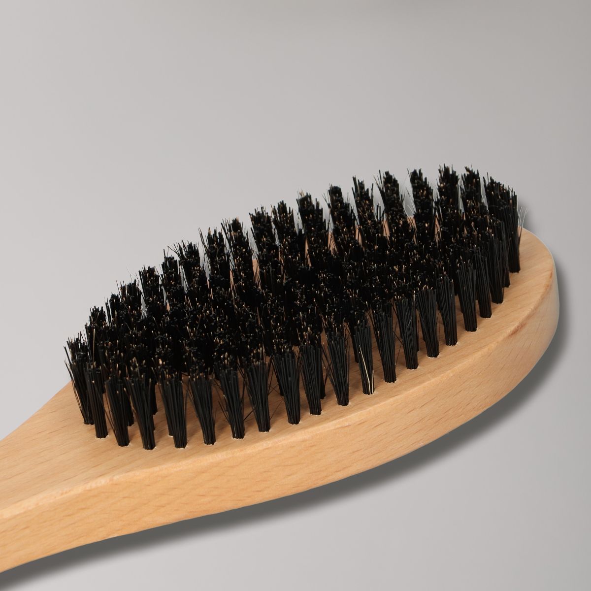 Brosse de bain amusante en poils de bois