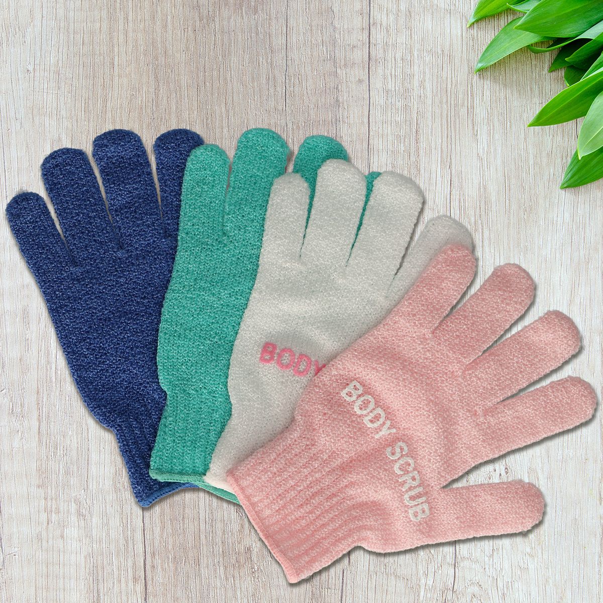 Gant de gommage amusant pour le bain assorti