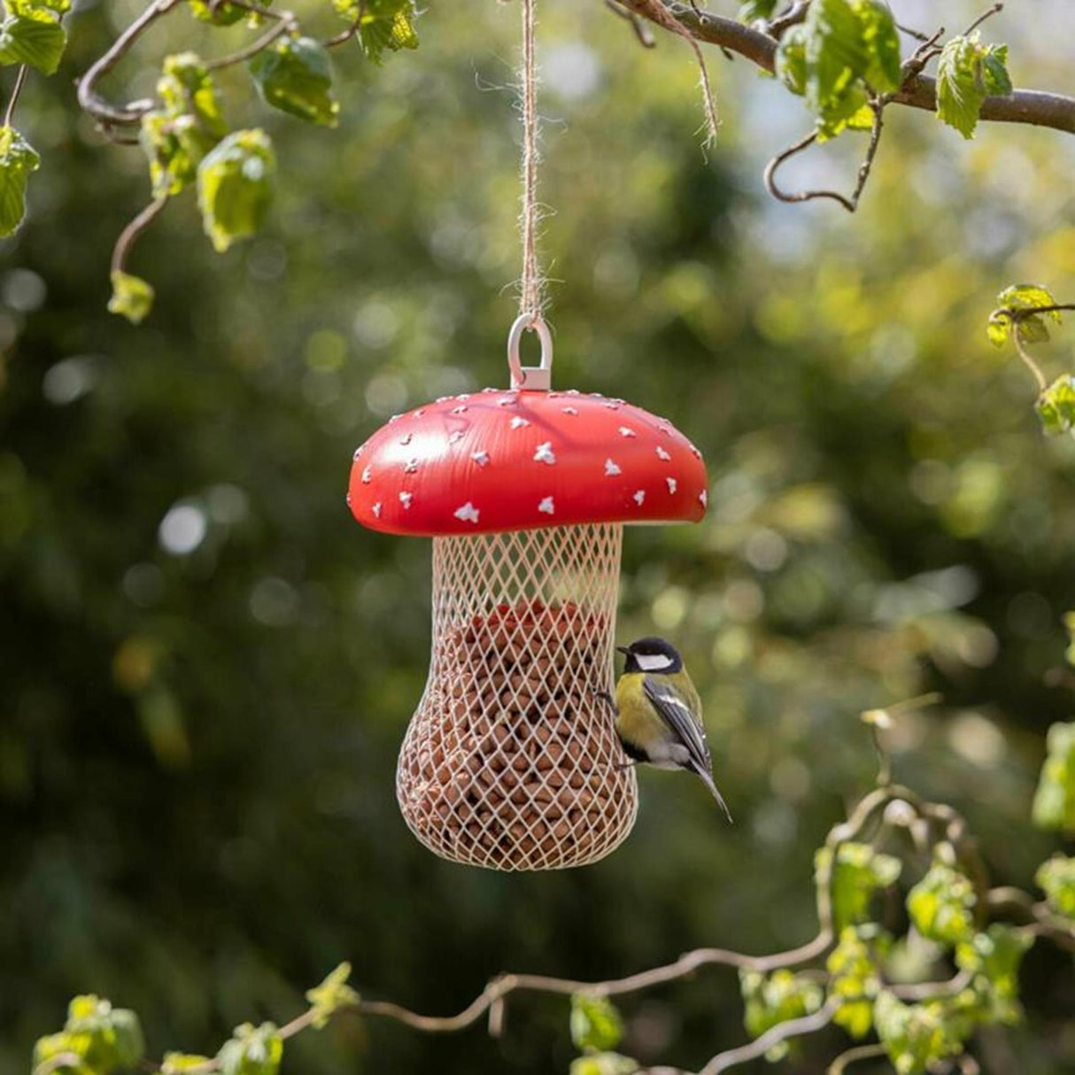 Silo d'alimentation design Esschert pour agaric mouche
