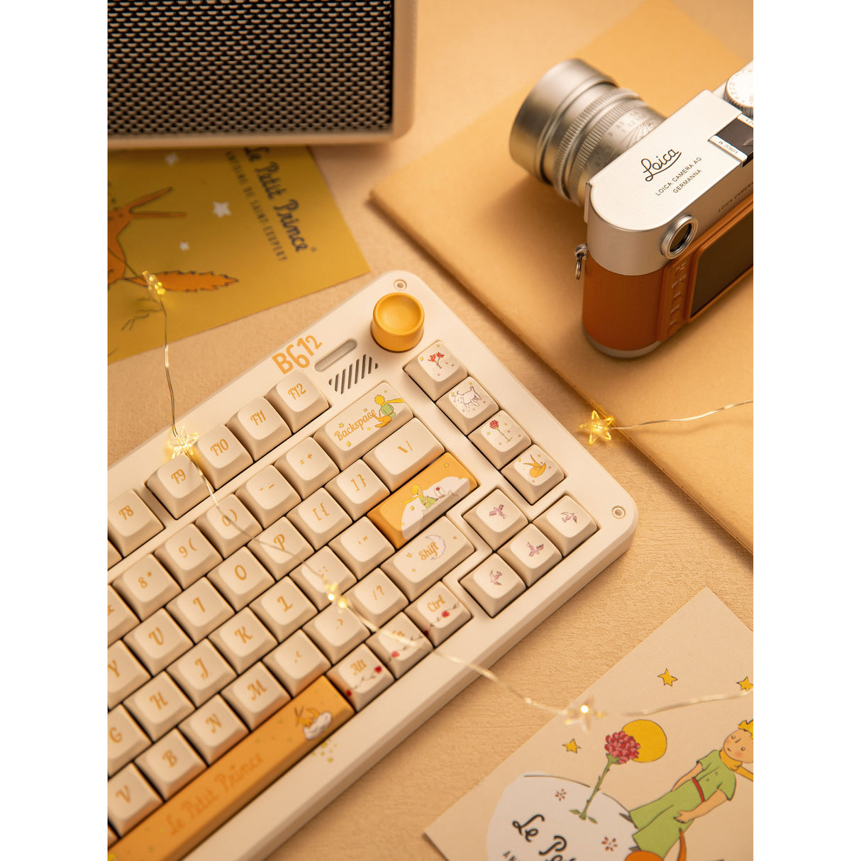 Clavier mécanique sans fil Iqunix zx75 Sunset Ponder (jaune clair, disposition américaine (qwerty), iquunix petit prince, 75 %, LED RVB, remplaçable à chaud, pbt double prise, 2,4 GHz | Bluetooth 5.1 | USB-C)
