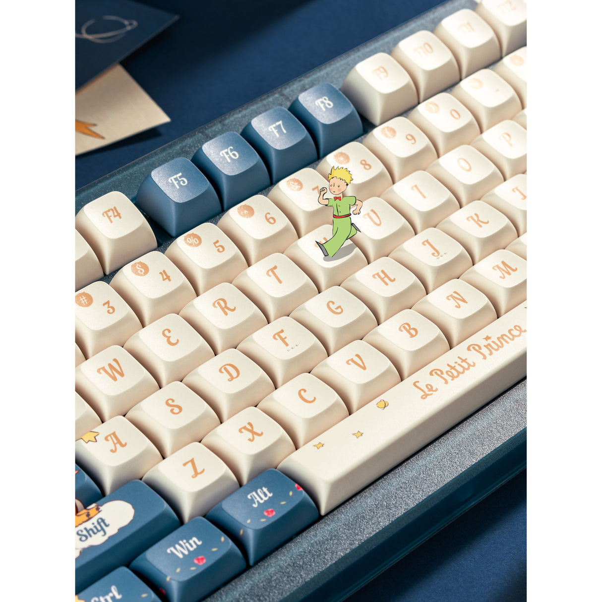 Clavier mécanique sans fil Iqunix zx75 sky meet (bleu, disposition américaine (qwerty), iquunix Silent Rose, 75 %, LED RVB, remplaçable à chaud, pbt double prise, 2,4 GHz | Bluetooth 5.1 | USB-C)
