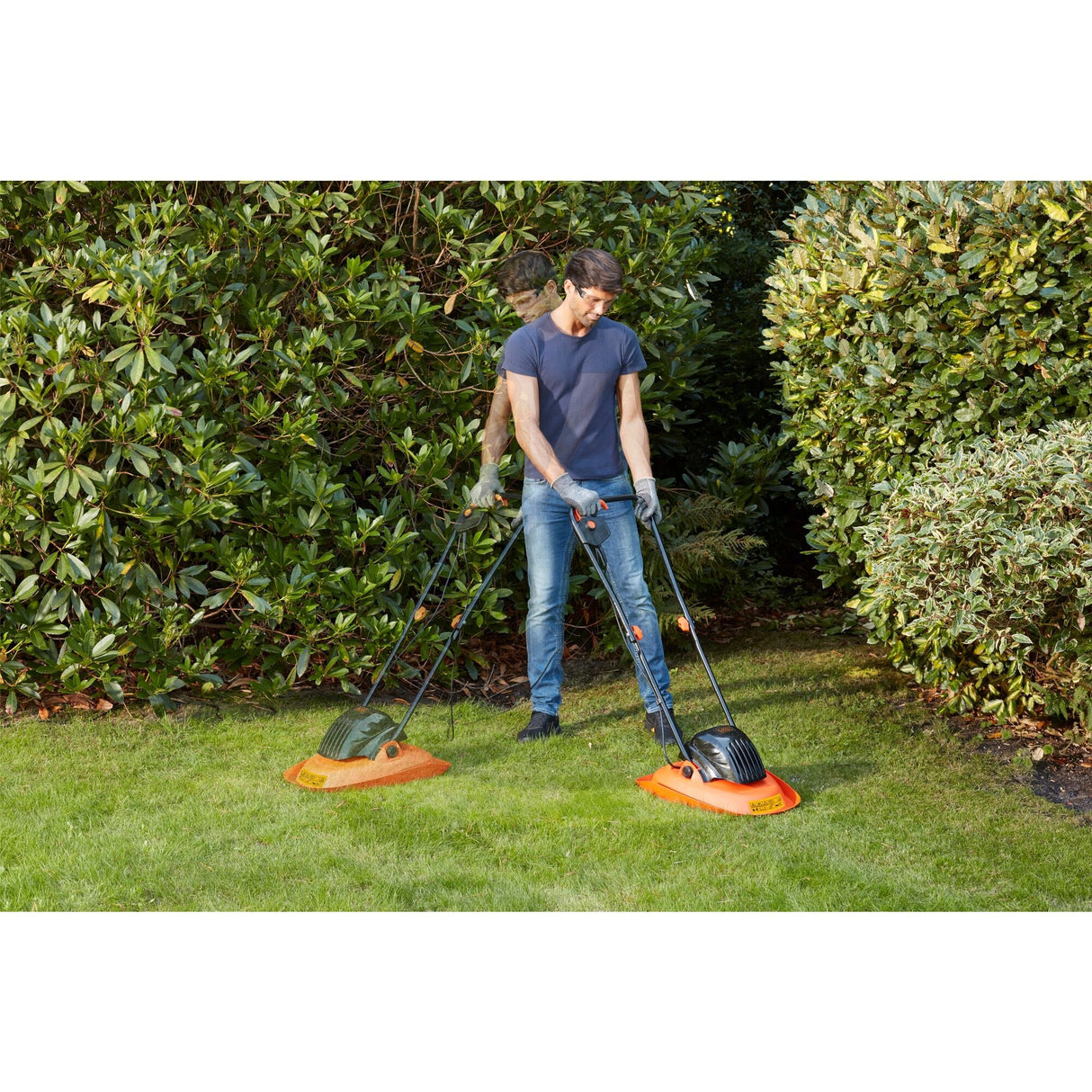 Tondeuse à vol stationnaire Black+decker 1200w, largeur de coupe de 30 cm - bemwh551-qs