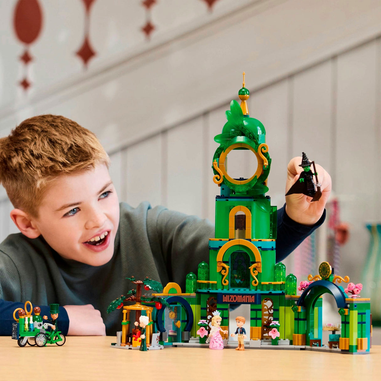 Lego 75684 méchant bienvenue dans la ville d'émeraude