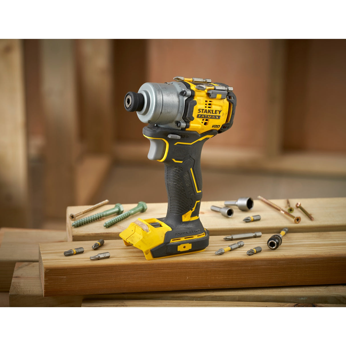 Visseuse à percussion sans balais Stanley v20 18v (jaune noir, étui, 2 batteries et chargeur inclus)
