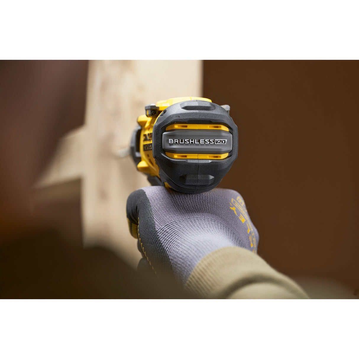 Tournevis sans balais Stanley fatmax v20 18v (jaune noir, batterie et chargeur non inclus)