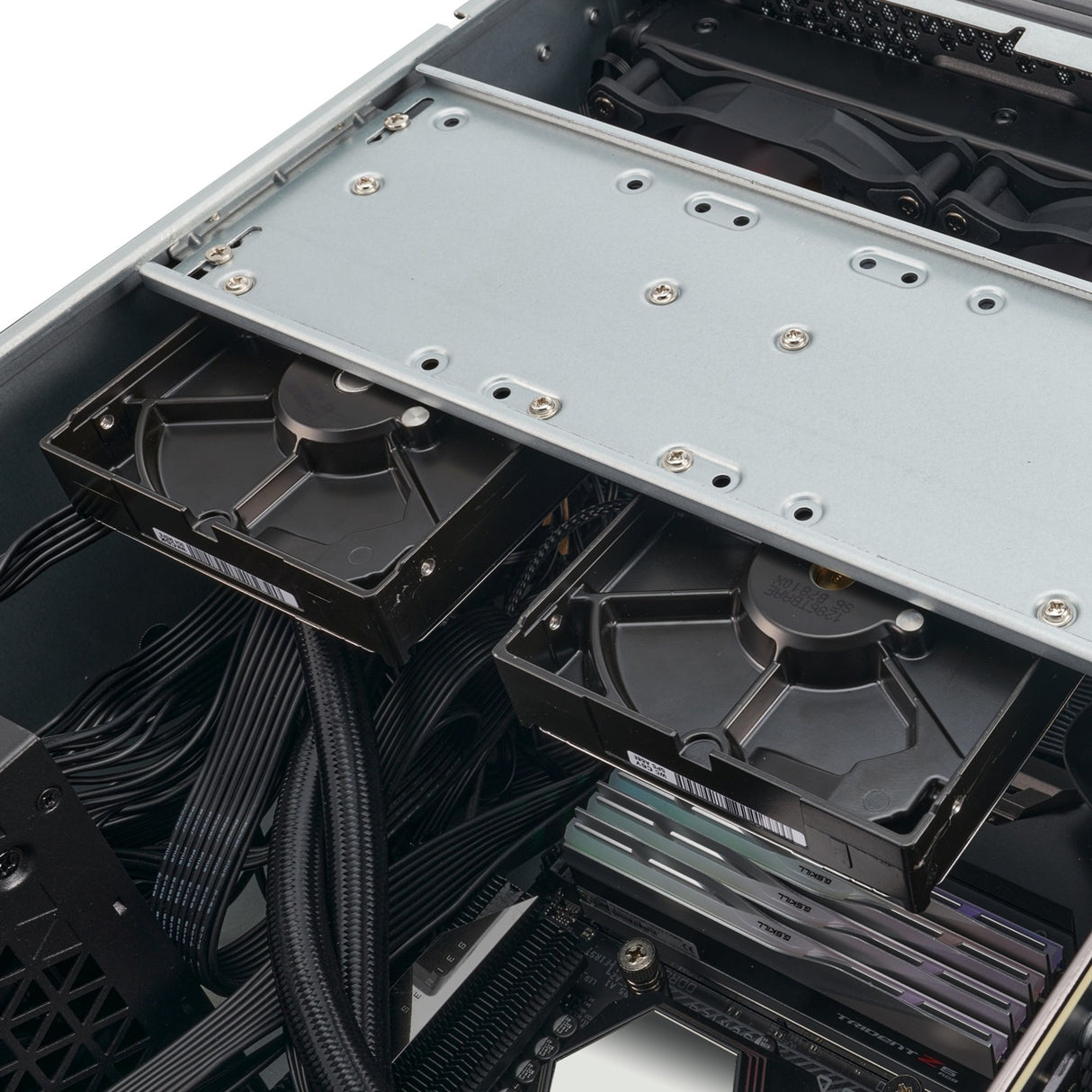 Boîtier rack Silverstone rm44 (noir | 4u | usb type-c | 2x ventilateur de boîtier 80 mm inclus)
