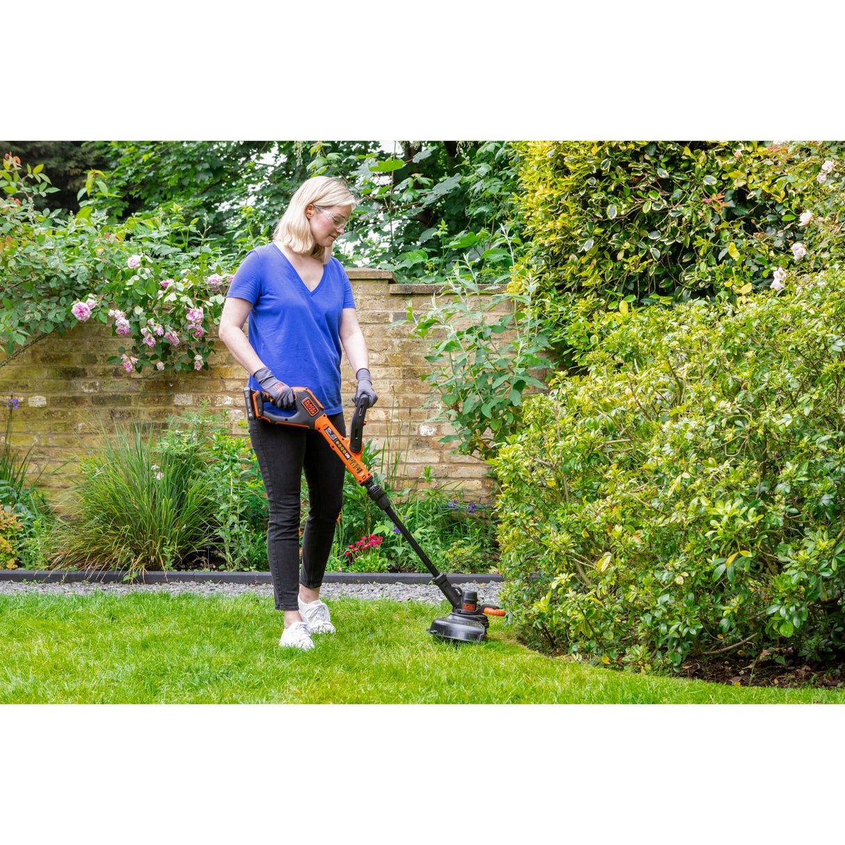 Coupe-herbe Black+decker 18v avec 2 lames et coupe-herbe à batterie (noir orange, 25 cm, batterie incluse)