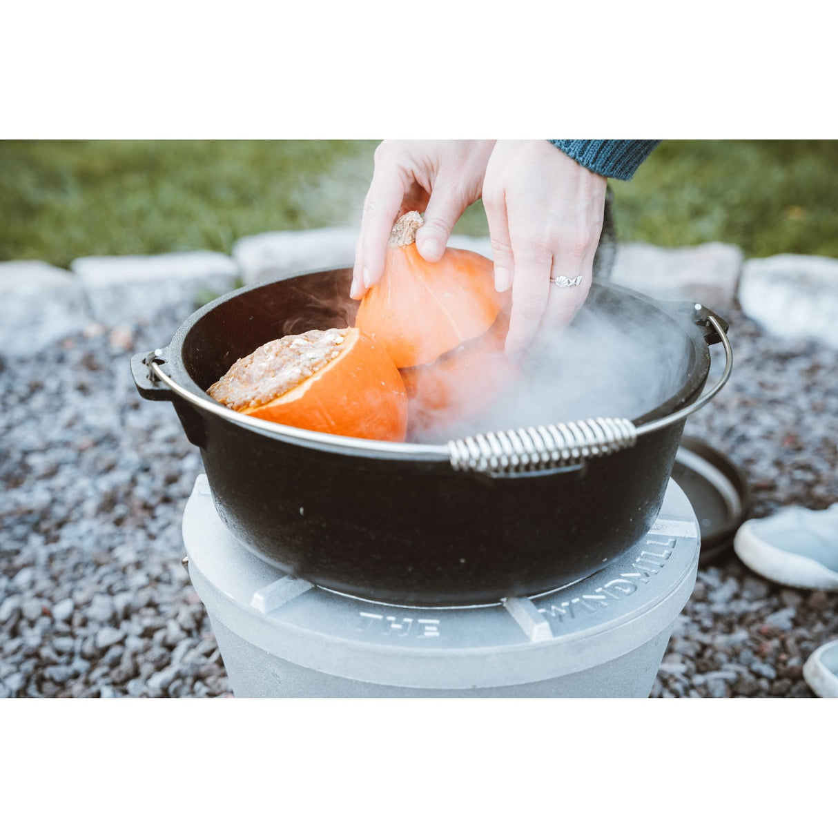 The Windmill Dutch Oven 6 qt sans pieds poêle de cuisson (noir, ø 31,5 cm | 5,9 litres)