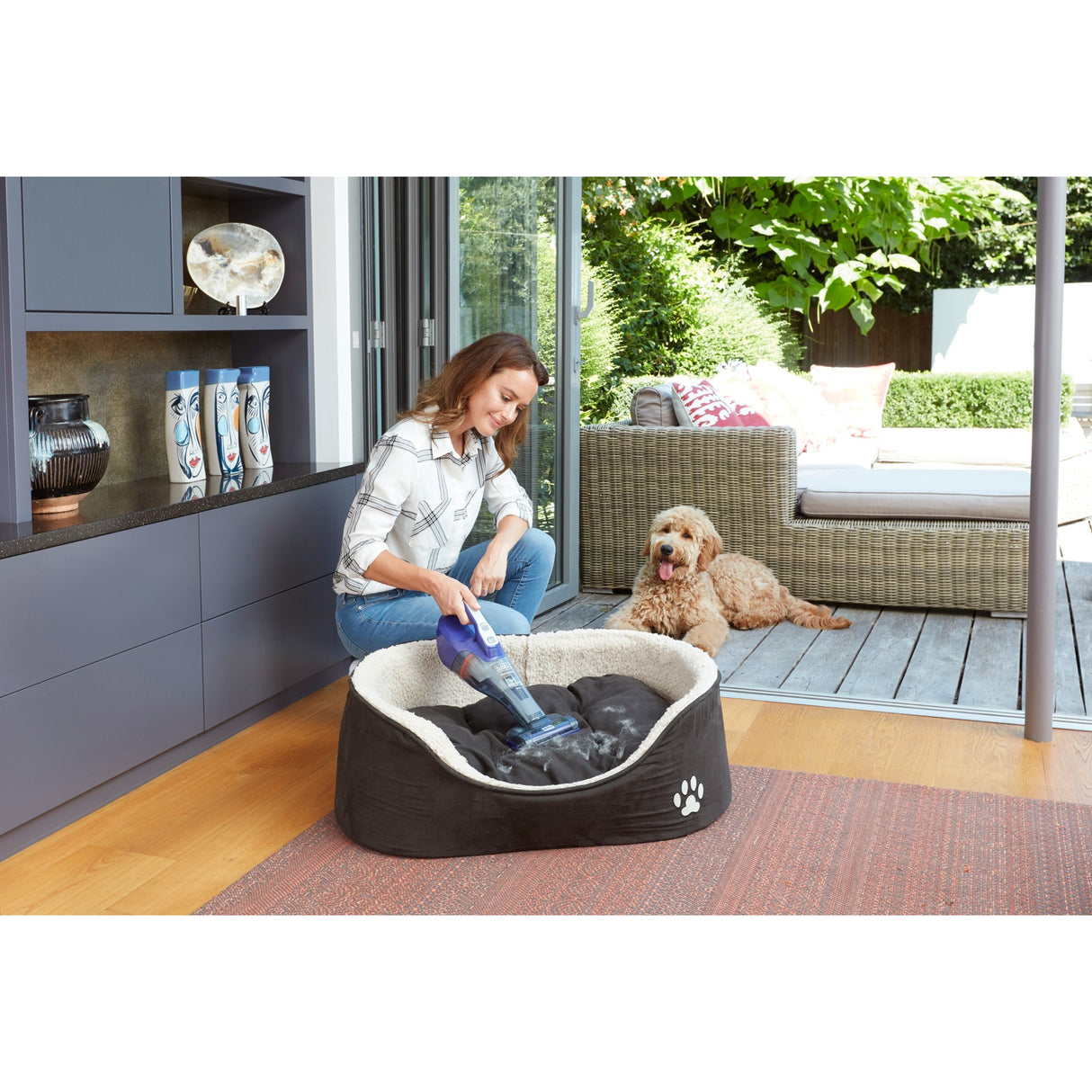 Aspirateur à main pour animaux de compagnie Black+decker dvb315jp 12v 1,5ah avec brosse pour animaux
