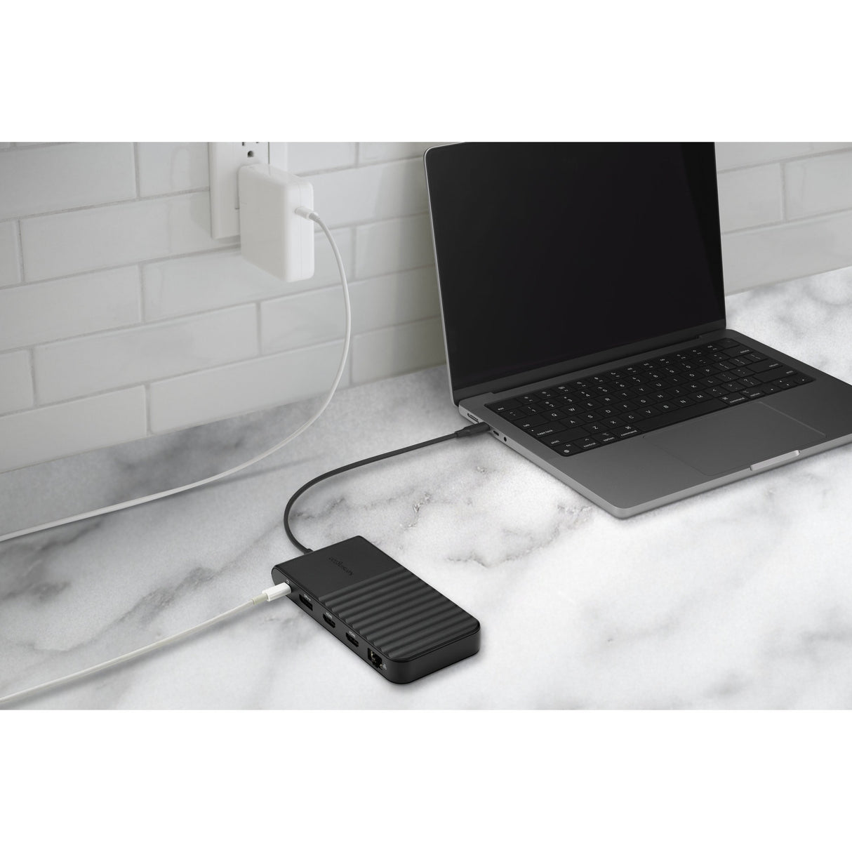 Kensington UH1500P EQ USB-C 5 Gbit/s Triple vidéo Station d'accueil mobile sans pilote (Noir)