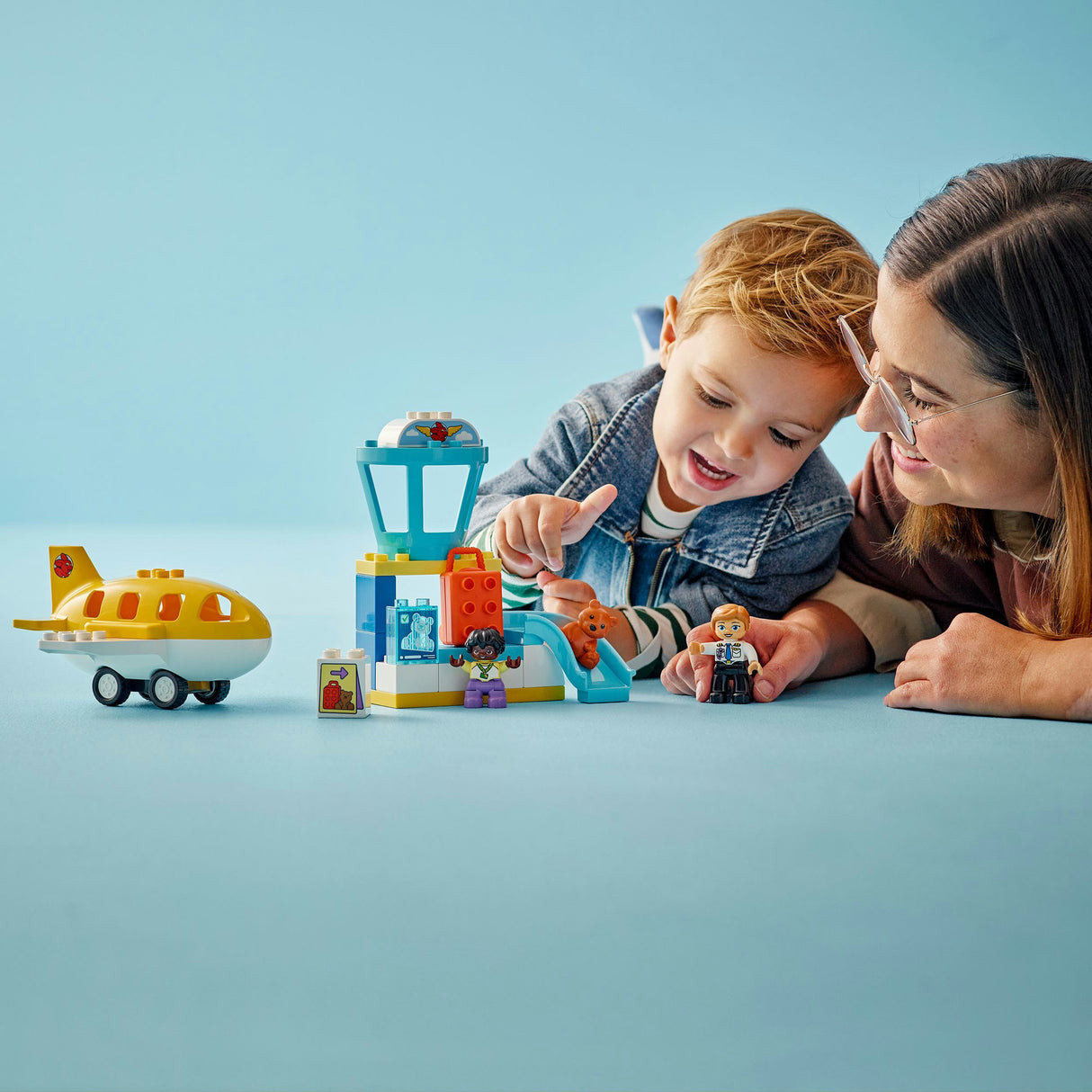 Lego Duplo 10443 à l'aéroport pour la première fois