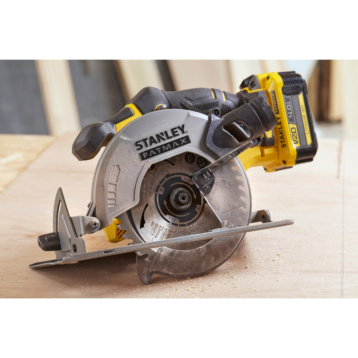 Stanley Fatmax v20 18v Saw circulaire