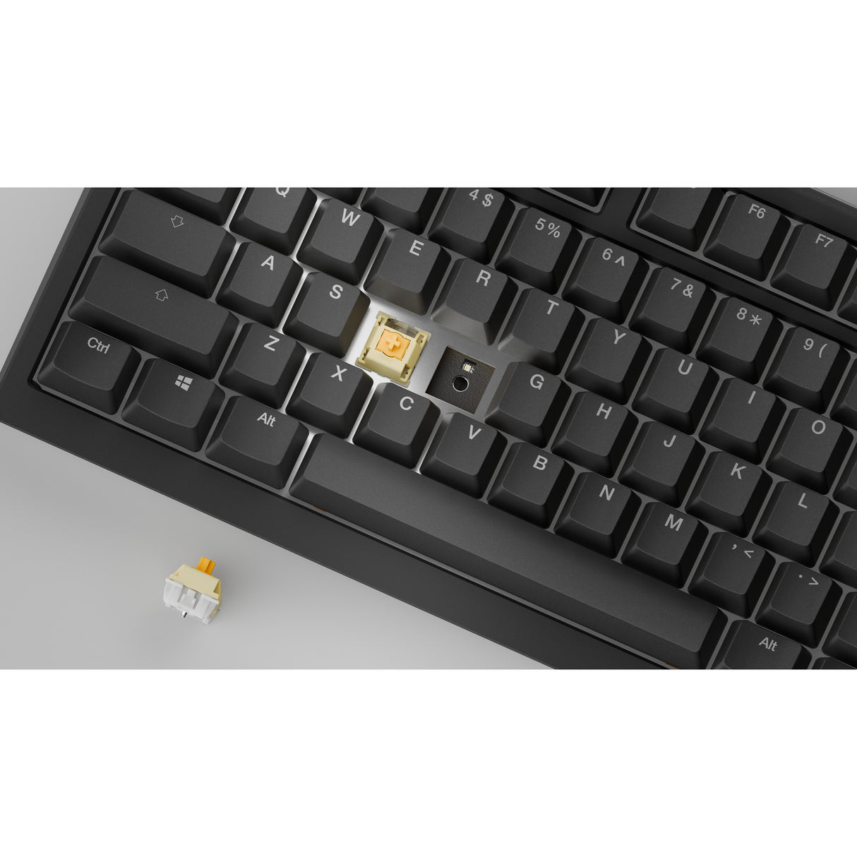 Ducky one x clavier mécanique RVB sans fil (noir, disposition américaine (qwerty), inductif, 100 %, remplaçable à chaud, pbt, 2,4 ghz | bluetooth | usb-c)