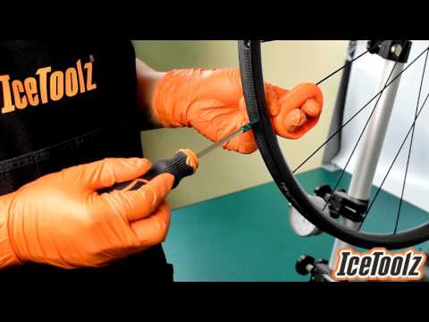 Clé à tétons Icetoolz 3 16", 6 pans, avec poignée, 12a3