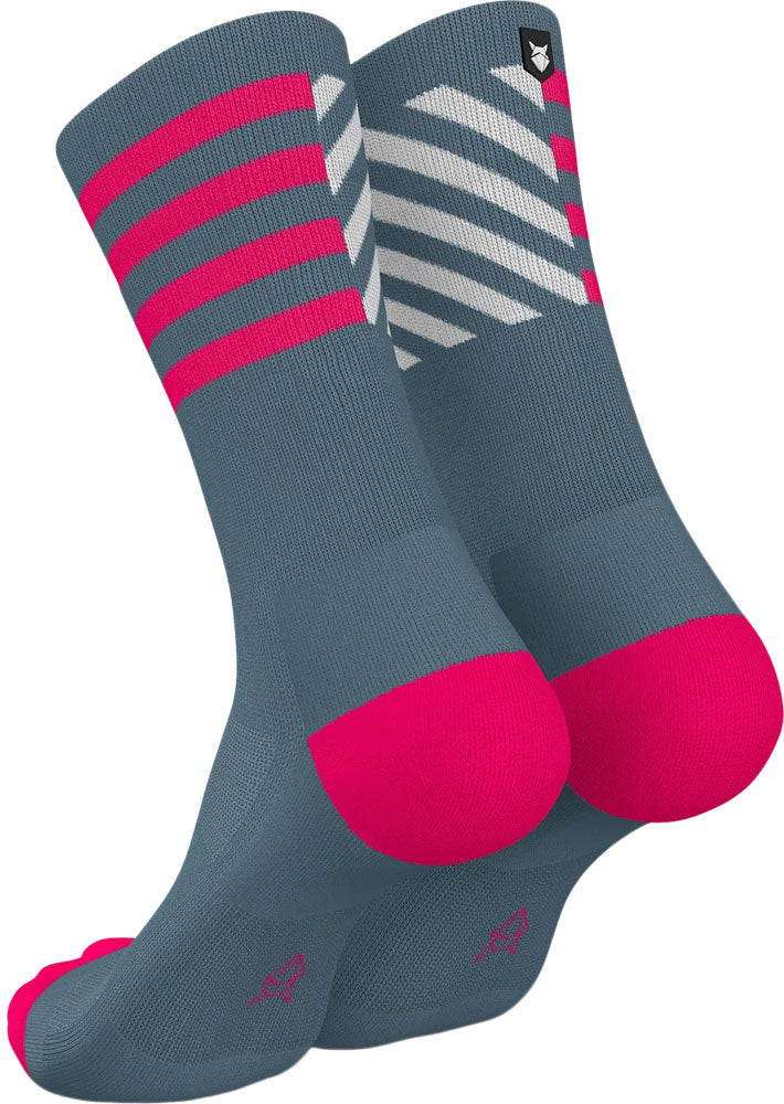 Incylence renouvelé 97 évolution - chaussettes