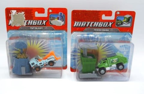 Dépanneuse ou camion poubelle Mattel