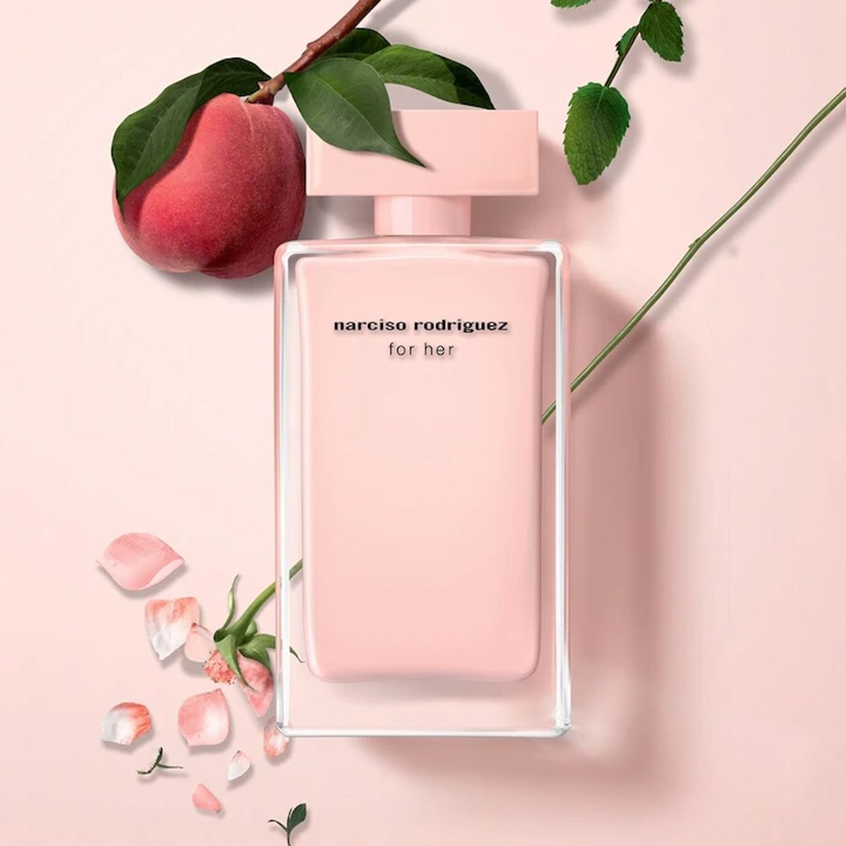 Narciso rodriguez eau de parfum vaporisateur pour elle 50ml femme