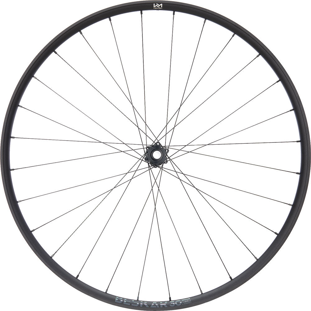 Roue avant Newmen beskar 30 light 29 6 boulons 15x110 fade