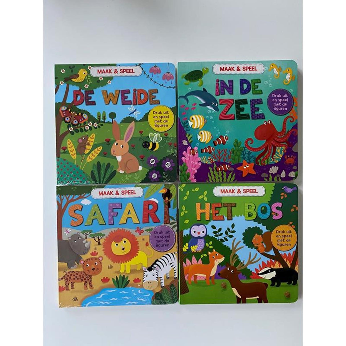 Livre en carton faire jouer 22x22cm