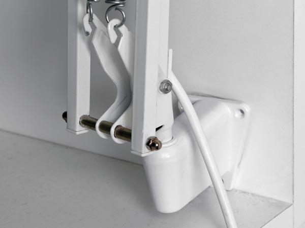 Support mural pour lampe loupe