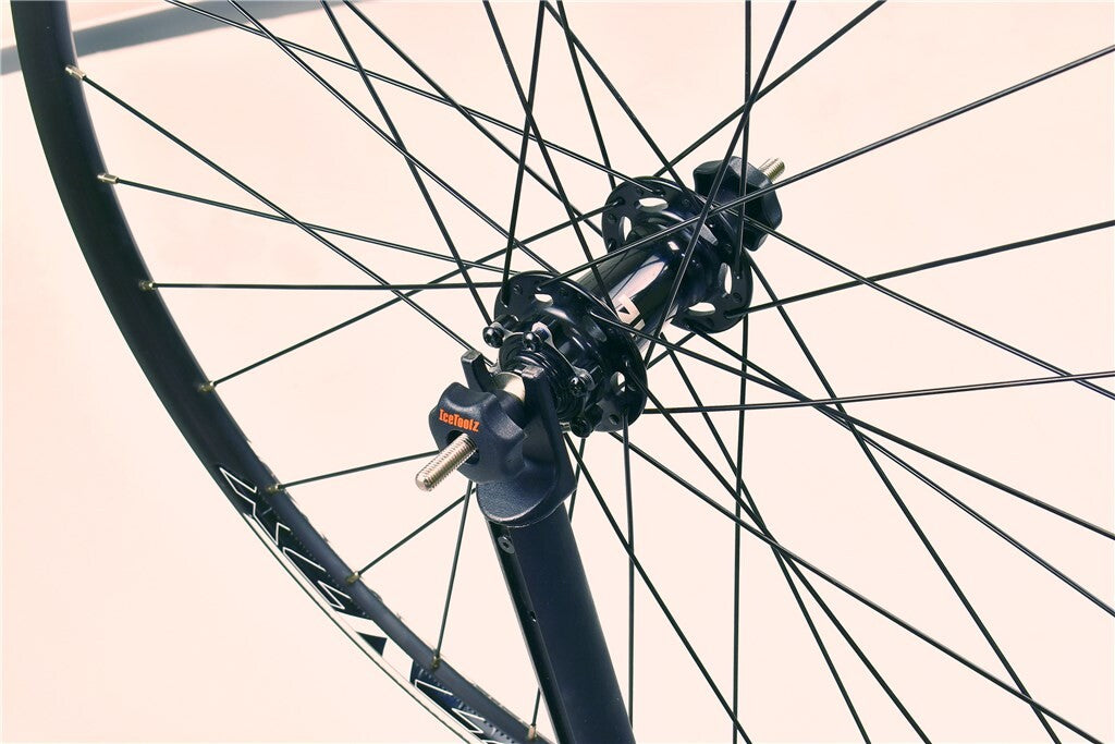 Icetoolz Wielhrist avec l'essieu du siège Xpert 240E129T