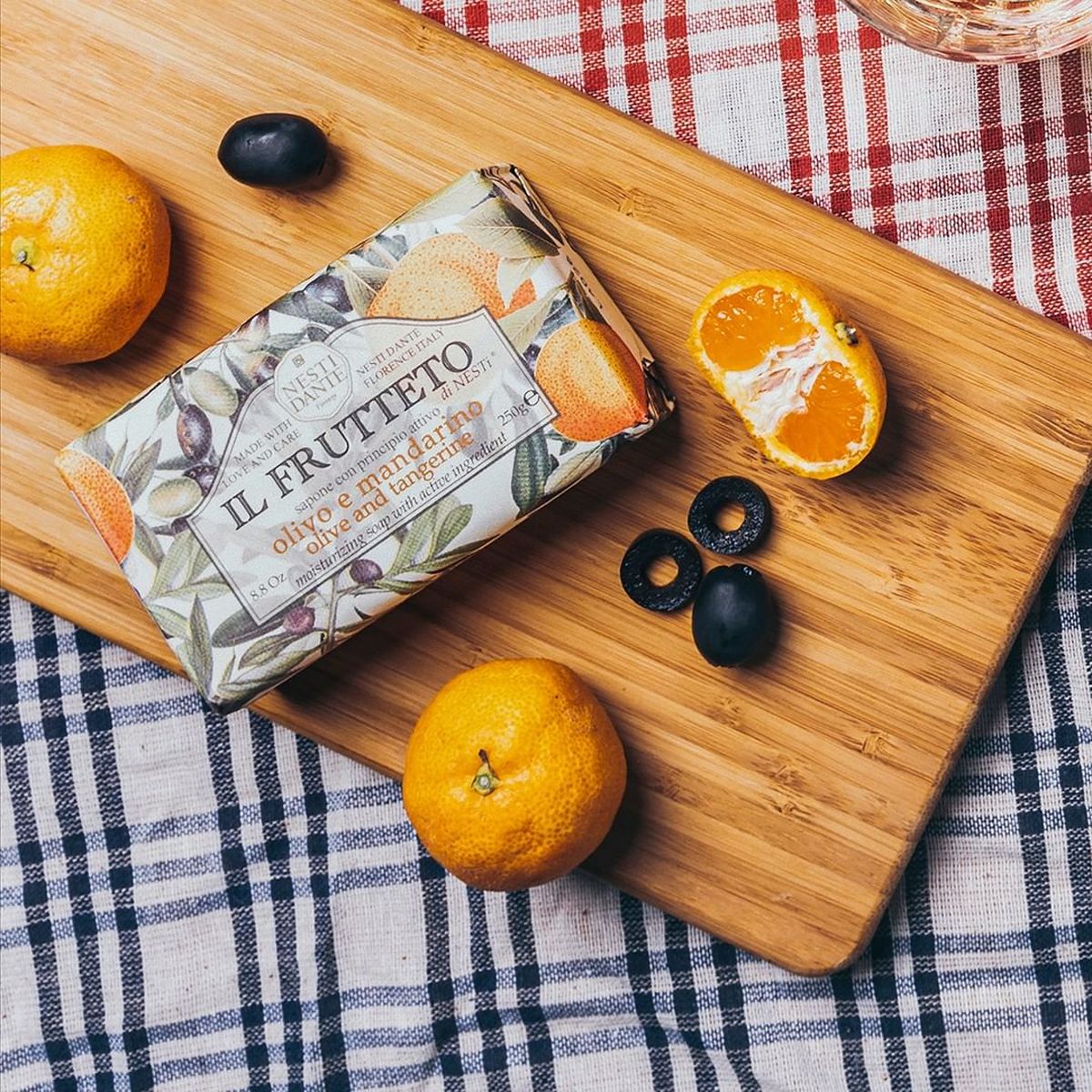 Savon Nesti dante il frutteto olive mandarine 250gr.