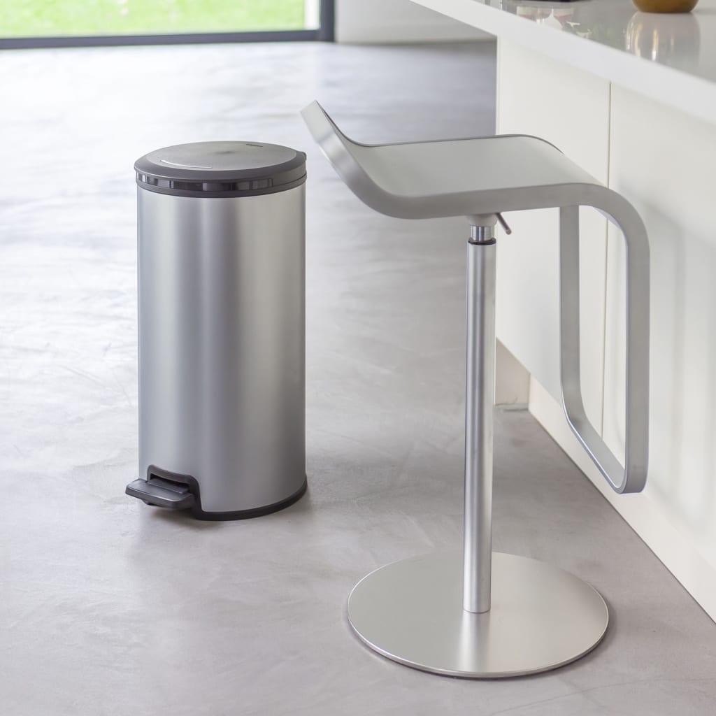 Curver Curver Pedal Bin déco autour de 30 L de couleur argentée