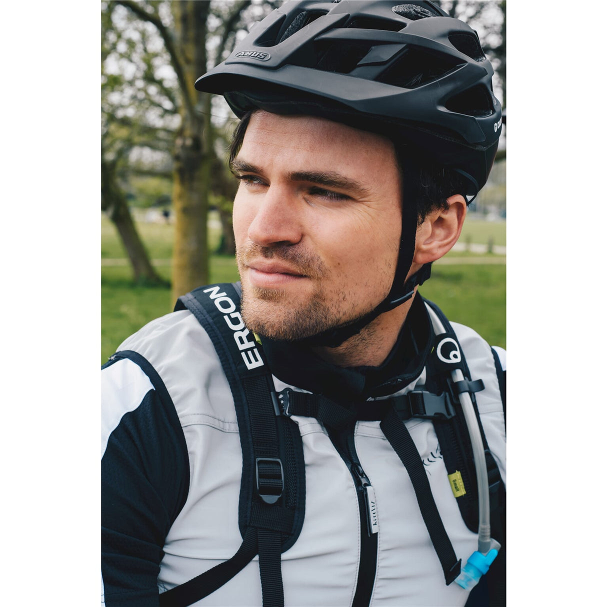 Abus helm mowentgoud 2.0 quin velvet noir l 57-61cm