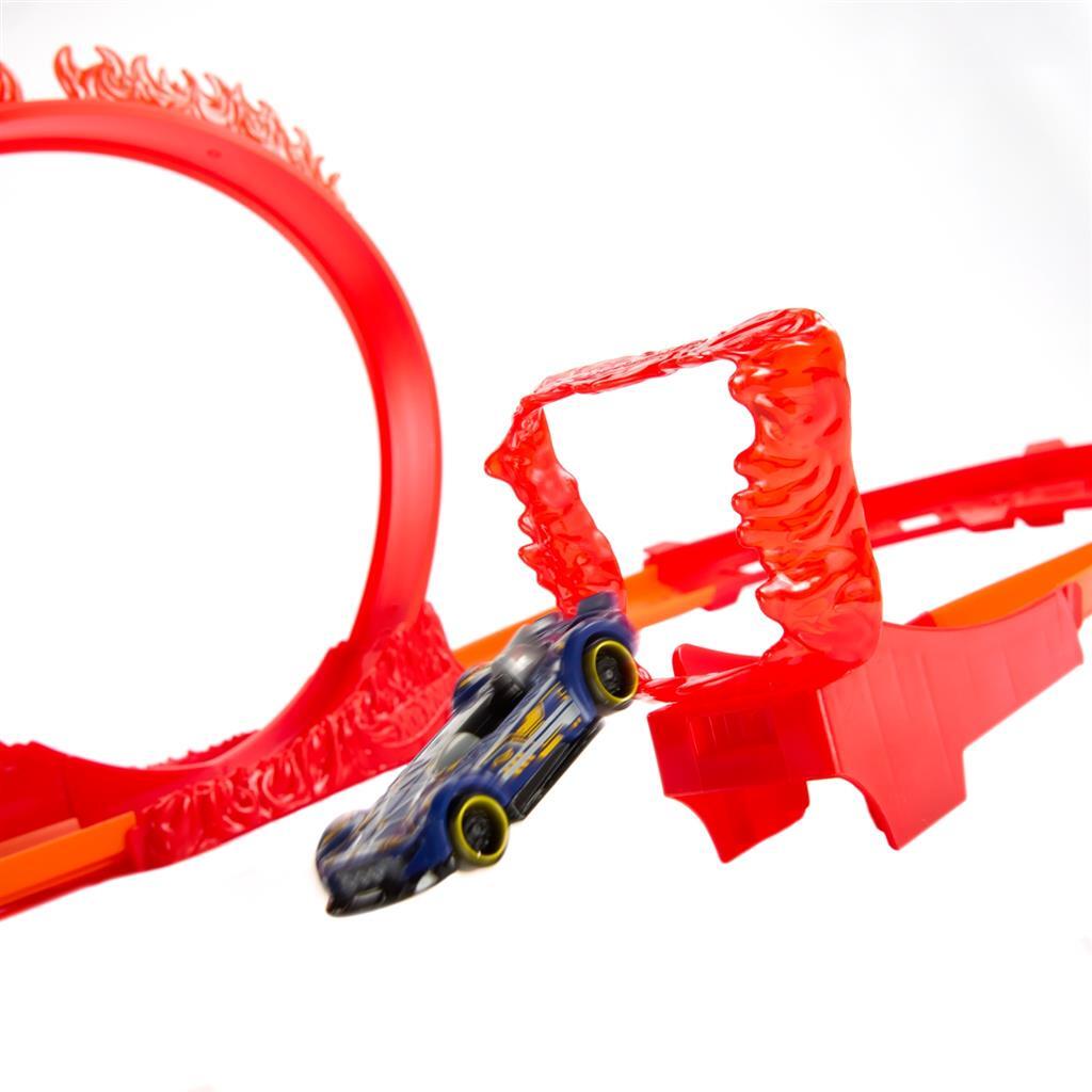 Hot Wheels Track Track Builder Flame Stunt Set