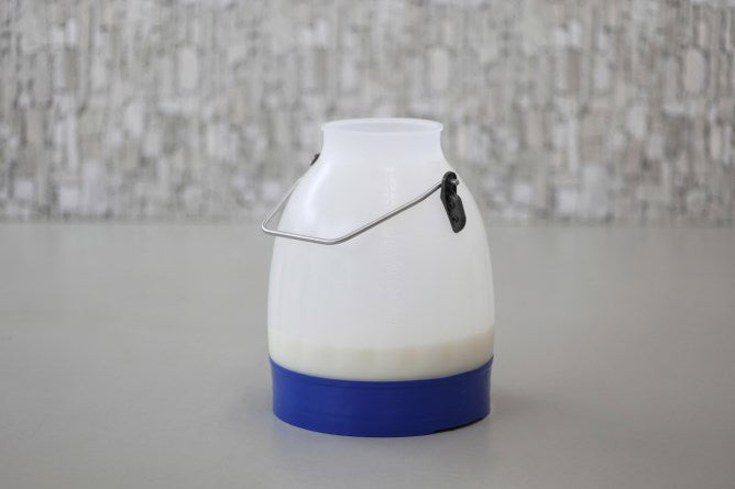 Kerbl products seau à lait semi transparent bleu 30 litres