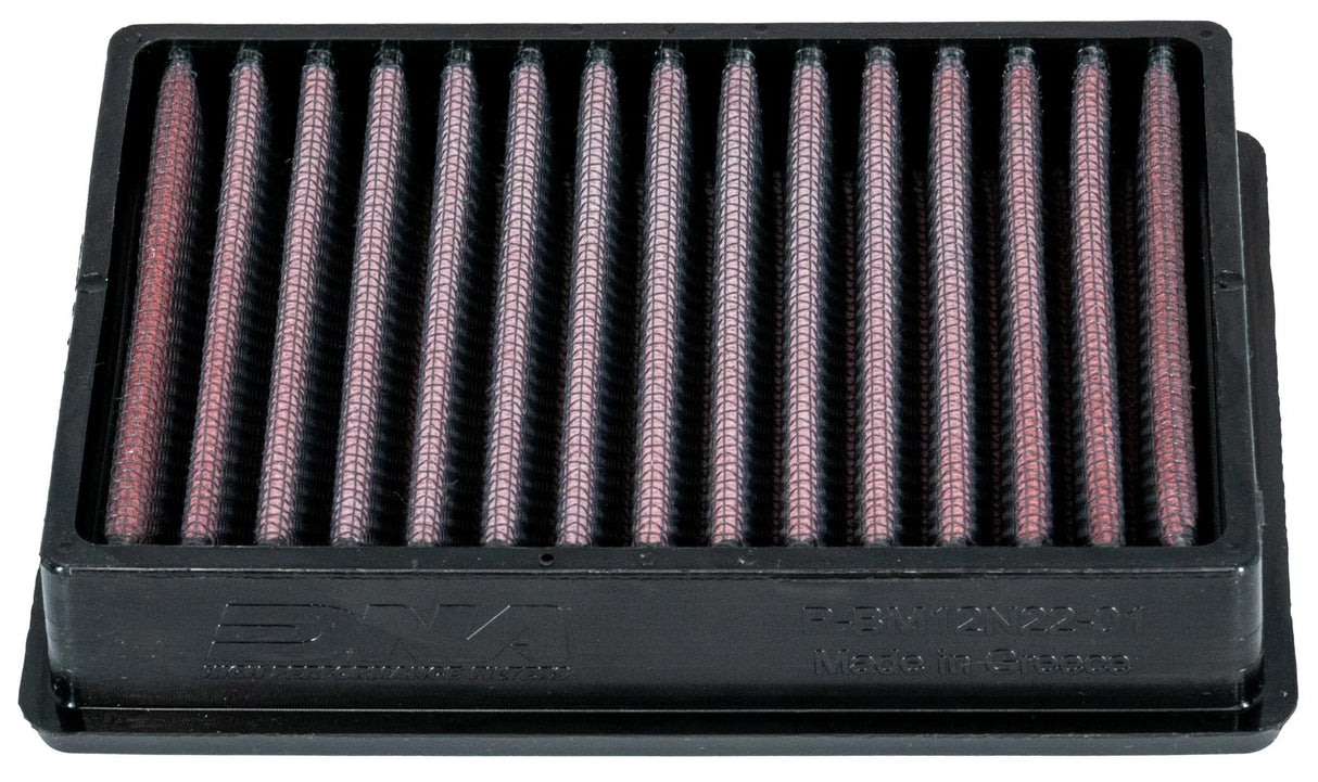 Remplacement du filtre à air de remplacement DNA. filtre à air noir