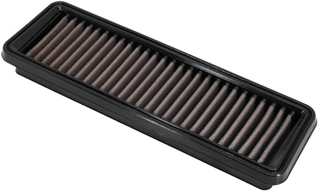 Remplacement du filtre à air remplaçable par DNA. filtre à air noir