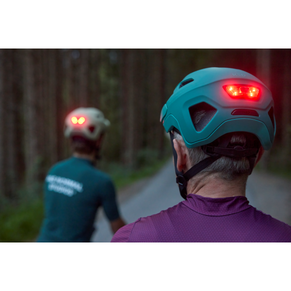 Feu arrière Ked embrasse casque vtt - LED - rechargeable USB