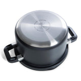 Marmite à soupe noire Bk flow cool 24 cm - 6,5 l - sans revêtement antiadhésif sans PFA - casserole à induction - casserole en inox - système d'égouttage sécurisé - passe au four jusqu'à 160°c - avec couvercle - argent