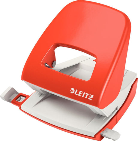 Perforatrice de bureau en métal Leitz nexxt - perfore jusqu'à 30 feuilles - pour dossiers et classeurs à anneaux - rouge clair