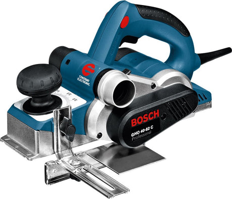 Raboteuse Bosch gho 40-82 c (couteau supplémentaire, guide parallèle, butée de profondeur de feuillure, sac à poussière)