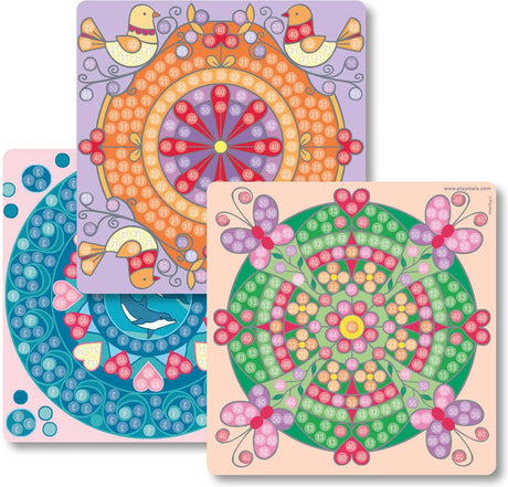 Les cartes mosaïque Playmais décorent un mandala tendance