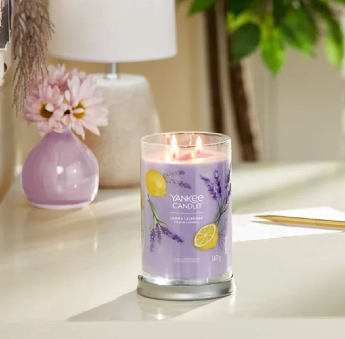 Bougie Yankee - bougie parfumée citron lavande grand culbuteur - 100 heures de combustion - deux mèches
