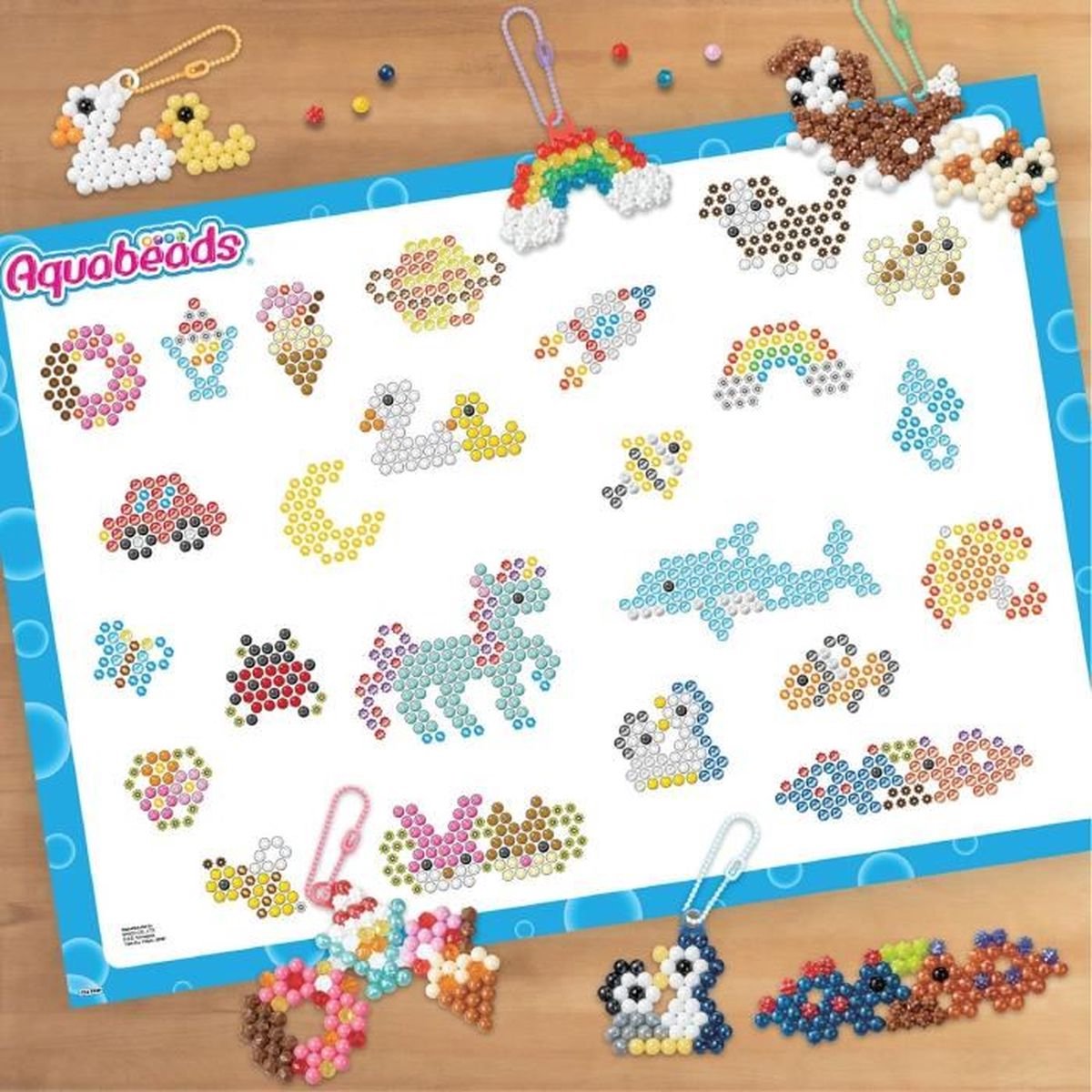 Aquabeads 35025 - coffret complet mes porte-clés et pendentifs - perles qui collent à l'eau