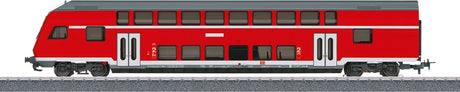 Märklin met en service une voiture-pilote à deux niveaux, 2e classe.