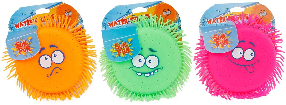 Soleil Fun Water jetant le disque de frisbee