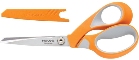 Https : www.cchobby.nl fiskars-fabric-razoredge-softgripr-l-21-cm-1-piece
