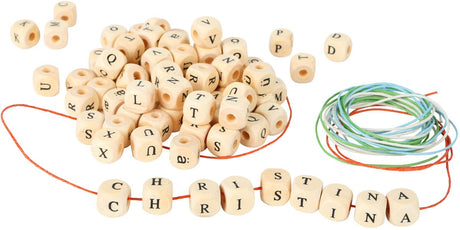 Small foot - confection de colliers de perles lettres en bois, 300 perles