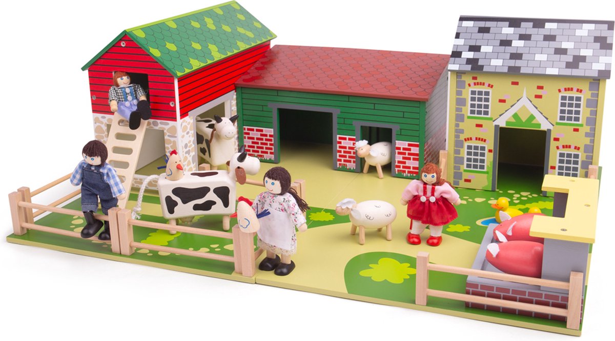 Ferme en bois Tidlo avec cour
