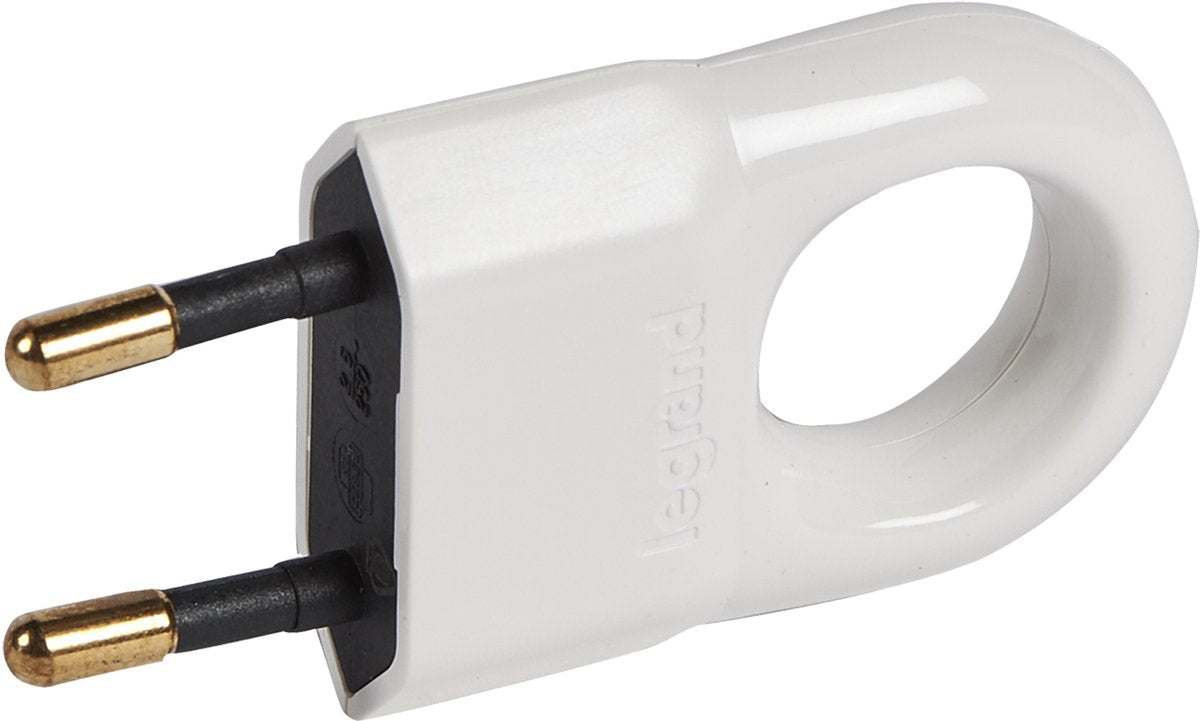 Prise euro Legrand avec œillet de remorquage - 2,5a - 2 broches - blanc