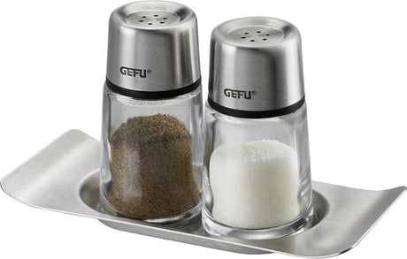 Ensemble salière et poivrière pour brunch Gefu – shakers en verre avec dessous de verre en acier inoxydable – passe au lave-vaisselle
