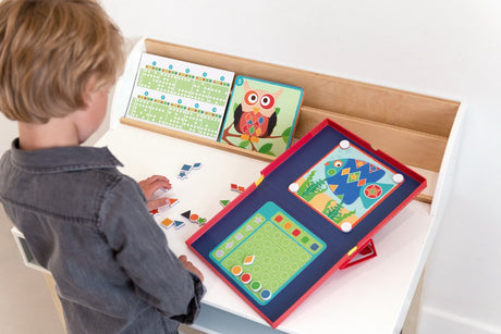 Jeu magnétique à gratter - couleurs et formes - 25,5x38x2cm - avec 20 défis et 4 thèmes - 4 ans