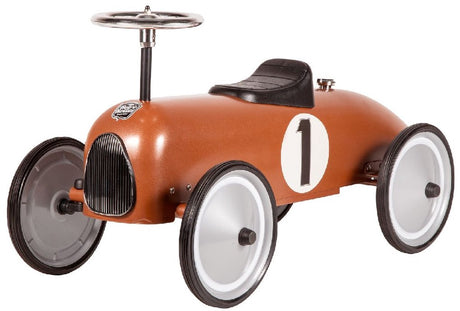 Chester de voiture rétro à roulettes