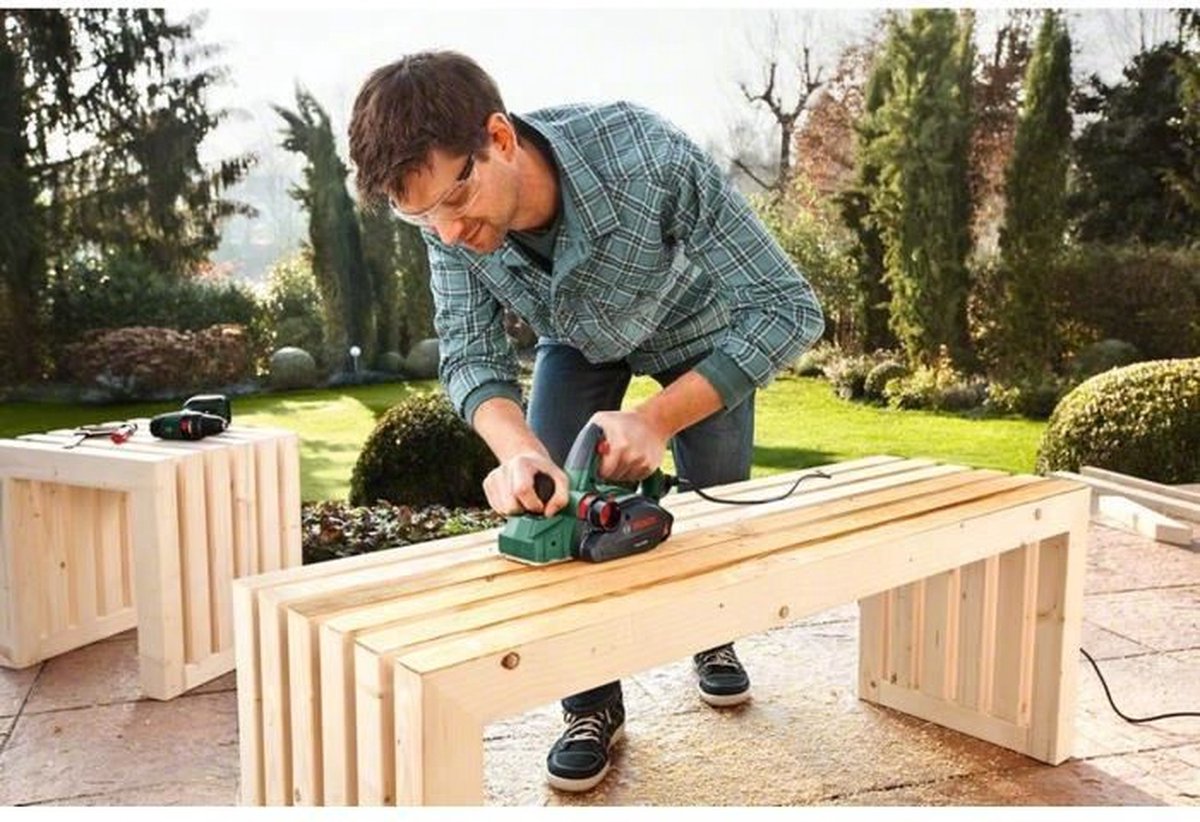 Raboteuse Bosch pho 2000 - filaire - 680 watts - profondeur de coupe jusqu'à 2,0 mm